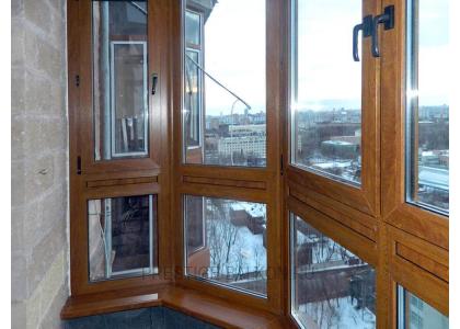 Французское остекление балкона профилем Veka с ламинированием под дерево в Подольске