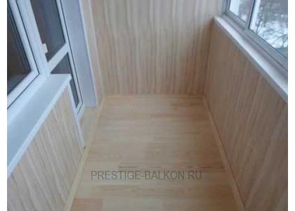 Теплое остекление балкона пластиковыми окнами со змеевидным водяным теплым полом в Подольске