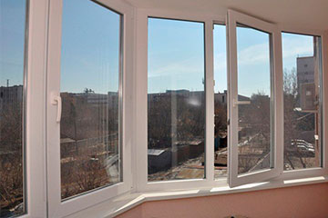 Тёплое остекление балконов и лоджий окнами ПВХ