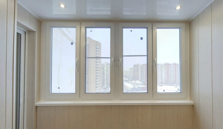 Тёплое остекление балкона профилем КВЕ и отделкой панелями ПВХ в Подольске