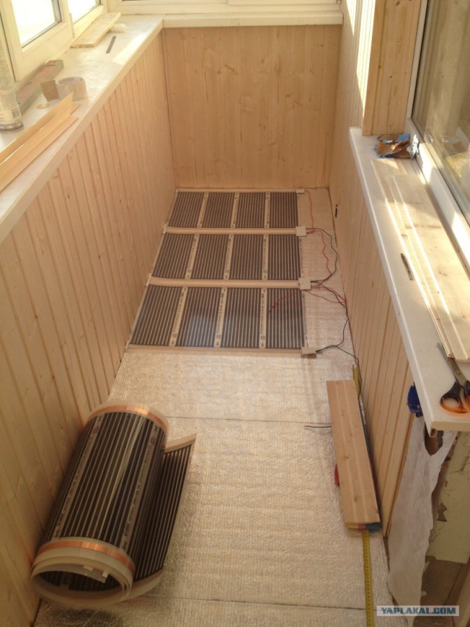 Теплое остекление лоджии пластиковыми окнами с теплым пленочным ИК полом в Подольске