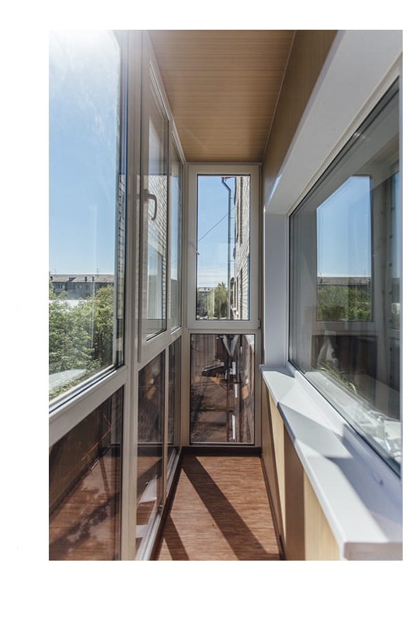 Преимущества французского остекления